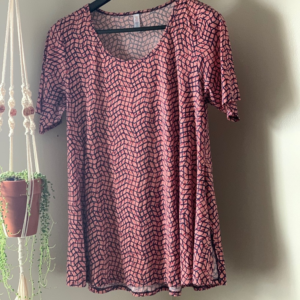 Woman’s Pullover Half-Sleeve Tee